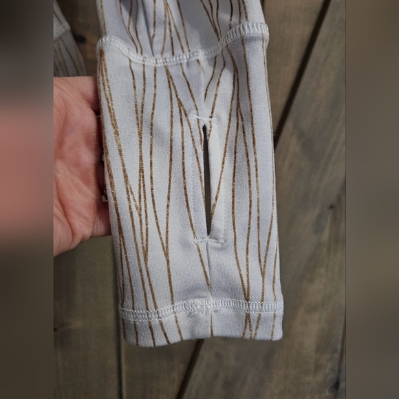 CALIA by Carrie Underwood WarmPullover Entwined Smooth Silver.Sweatshirt. Size S - Picture 6 of 12